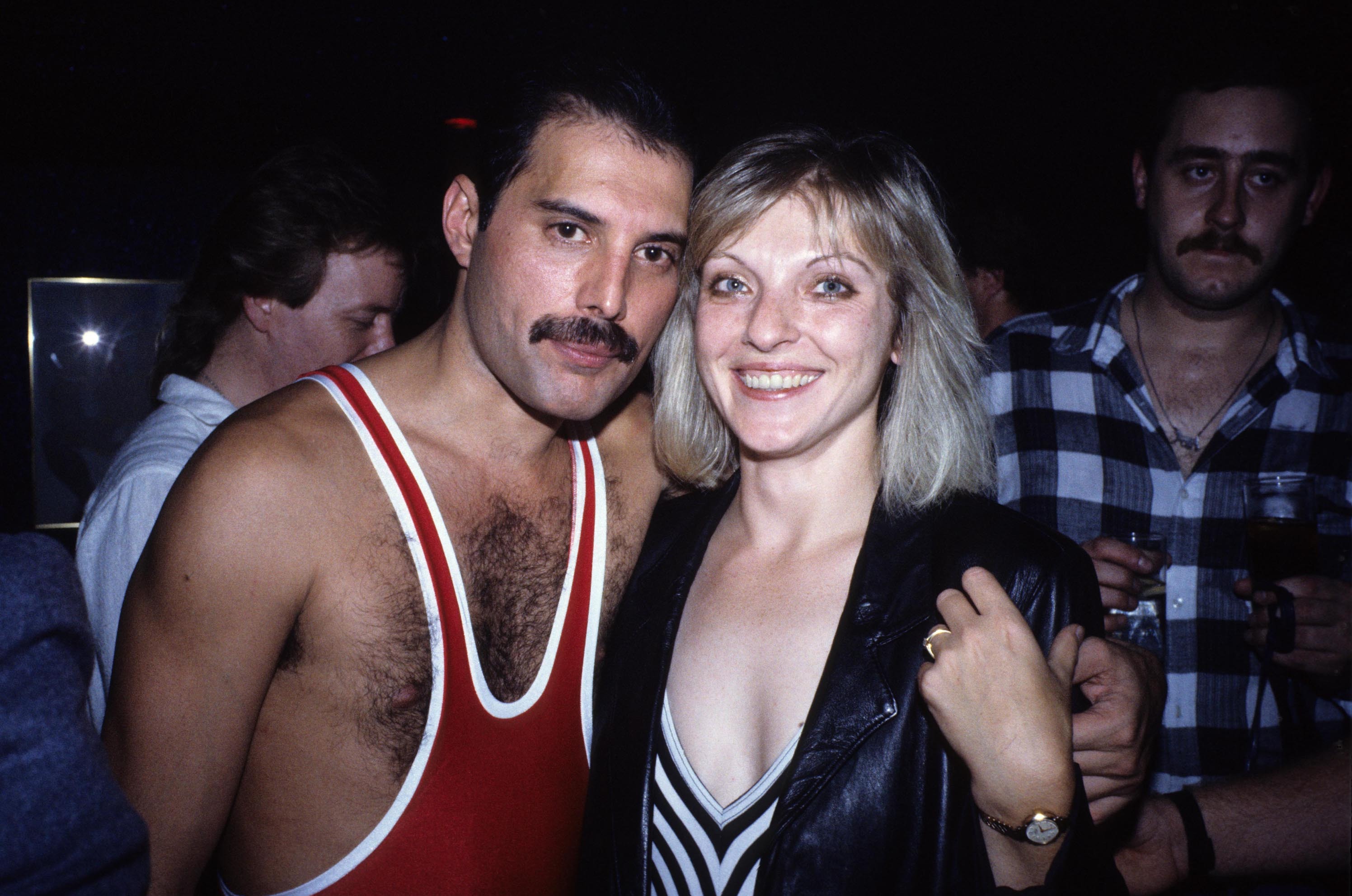 De ce i-a lăsat Freddie Mercury zeci de milioane fostei logodnice, Mary Austin: „Dacă vă puneți mintea la contribuție, veți înțelege”