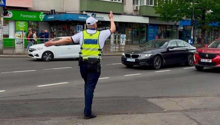 În ce intersecții din București vor sta polițiștii în prima zi de şcoală. Plan de fluidizare a traficului rutier