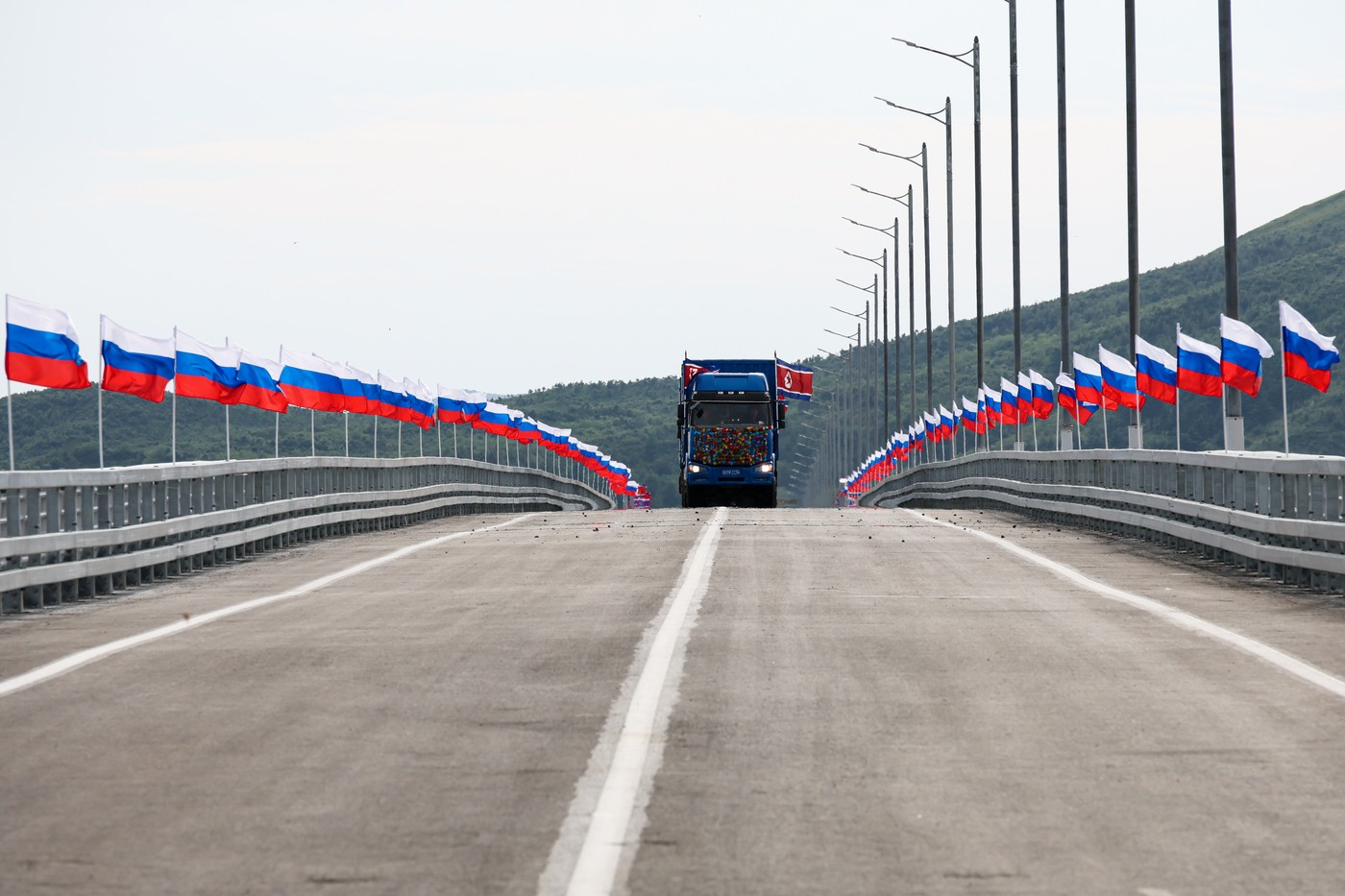 Rusia și Coreea de Nord își consolidează legăturile. A fost deschis primul pod rutier dintre cele două țări