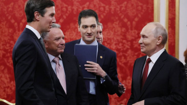 Putin Meets Trump Envoys Witkoff and Kushner in Moscow