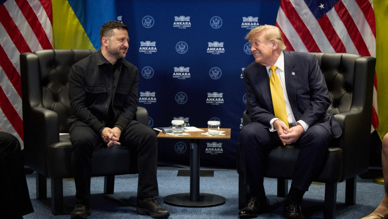 Donald Trump și Volodimir Zelenski, la Ankara.