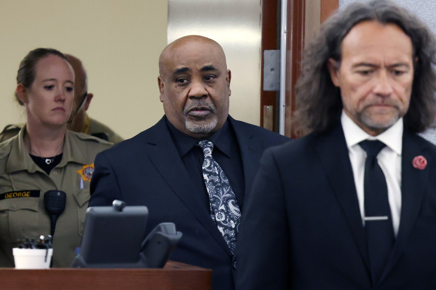 Un fost membru al unei bande din Los Angeles, găsit vinovat de uciderea lui Tupac Shakur, la 30 de ani de la moartea raperului