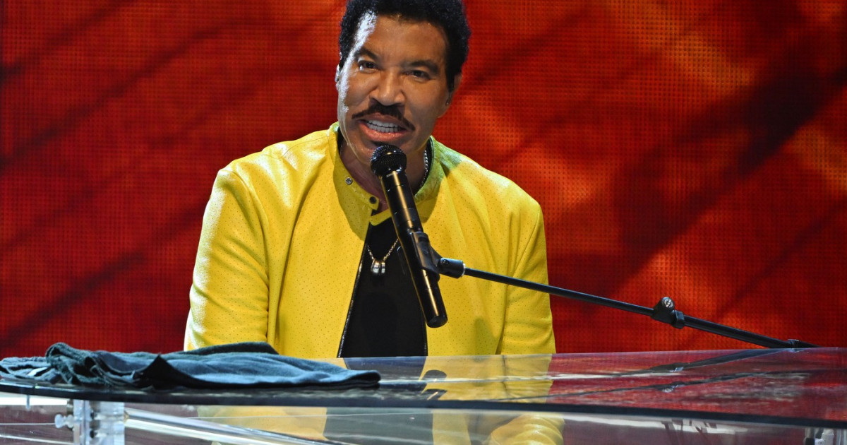 Lionel Richie s-a internat voluntar la terapie intensivă, pentru teste medicale, după concertul din St. Louis