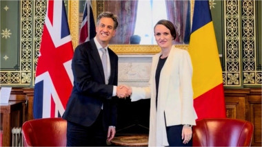 Oana Țoiu - Ed Miliband
