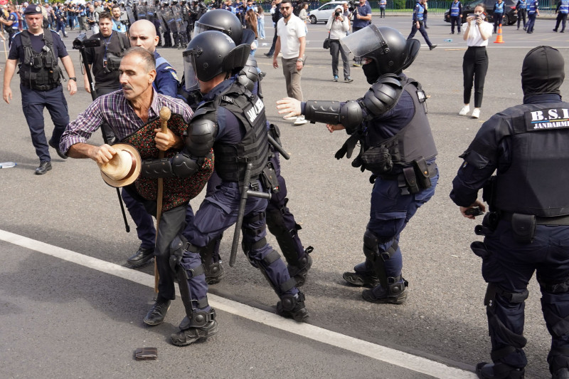 Romanian Shepherds and Farmers Rally Over EU Export Ban, Bucharest, Romania - 15 Sep 2026
