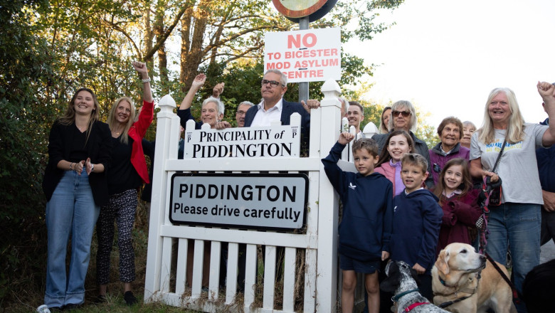 Piddington Referendum Vote Result Announced at Village Hall, Oxfordshire, UK - 16 Sep 2026
