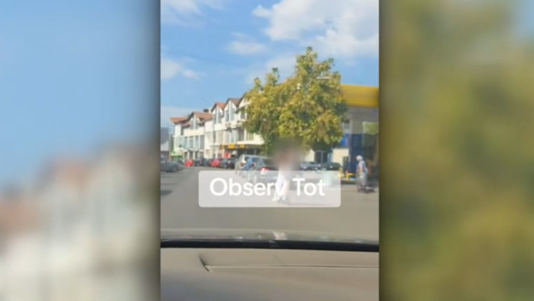 familie pe trotineta in mehedinti