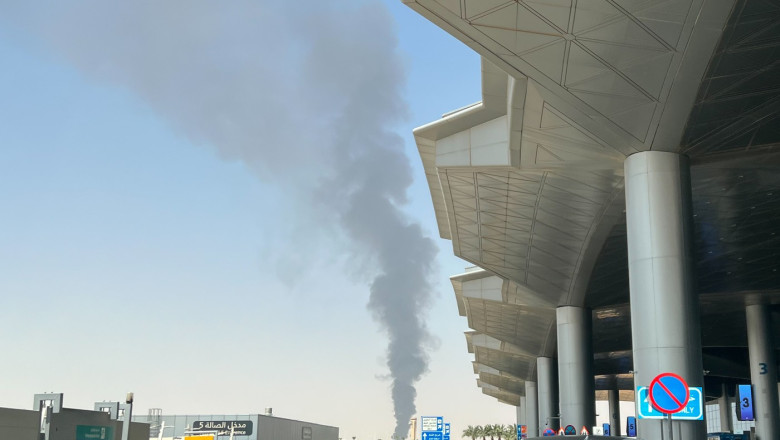 Photo Flash | Explosions heard again in Riyadh