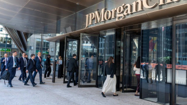 nicusor dan jp morgan