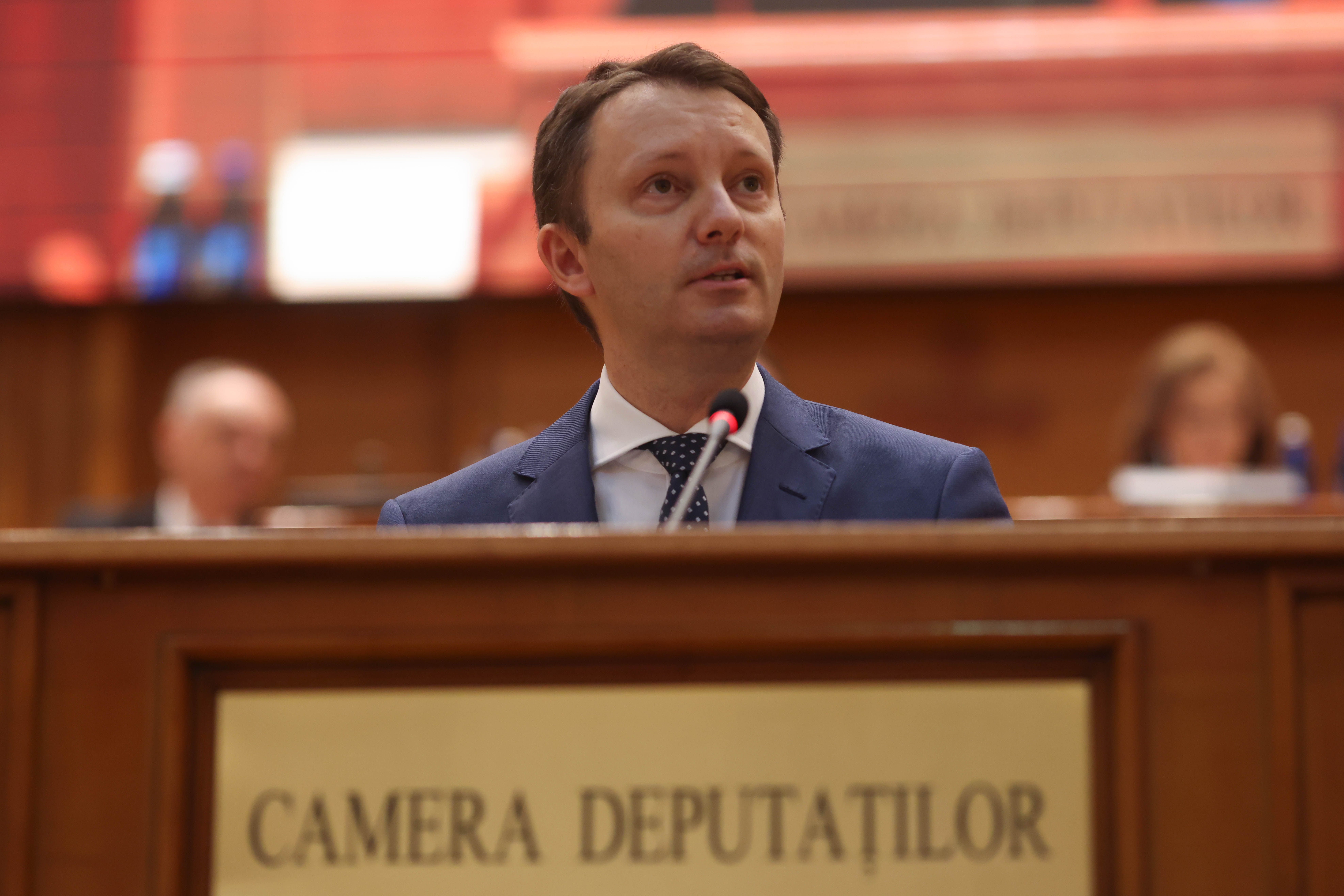 „Acest guvern nu ar merita”. Mureșan anunță de ce PNL va vota Executivul Niculescu, chiar dacă „nu va reduce inflația sau TVA”