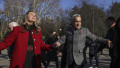 Călin Georgescu și soția sa, Cristela, la un eveniment în Parcul Tineretului și Parcul Carol.