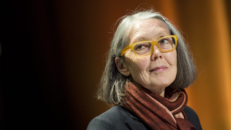 Premiul Nobel pentru Literatură 2026 a fost acordat lui Anne Carson din ...