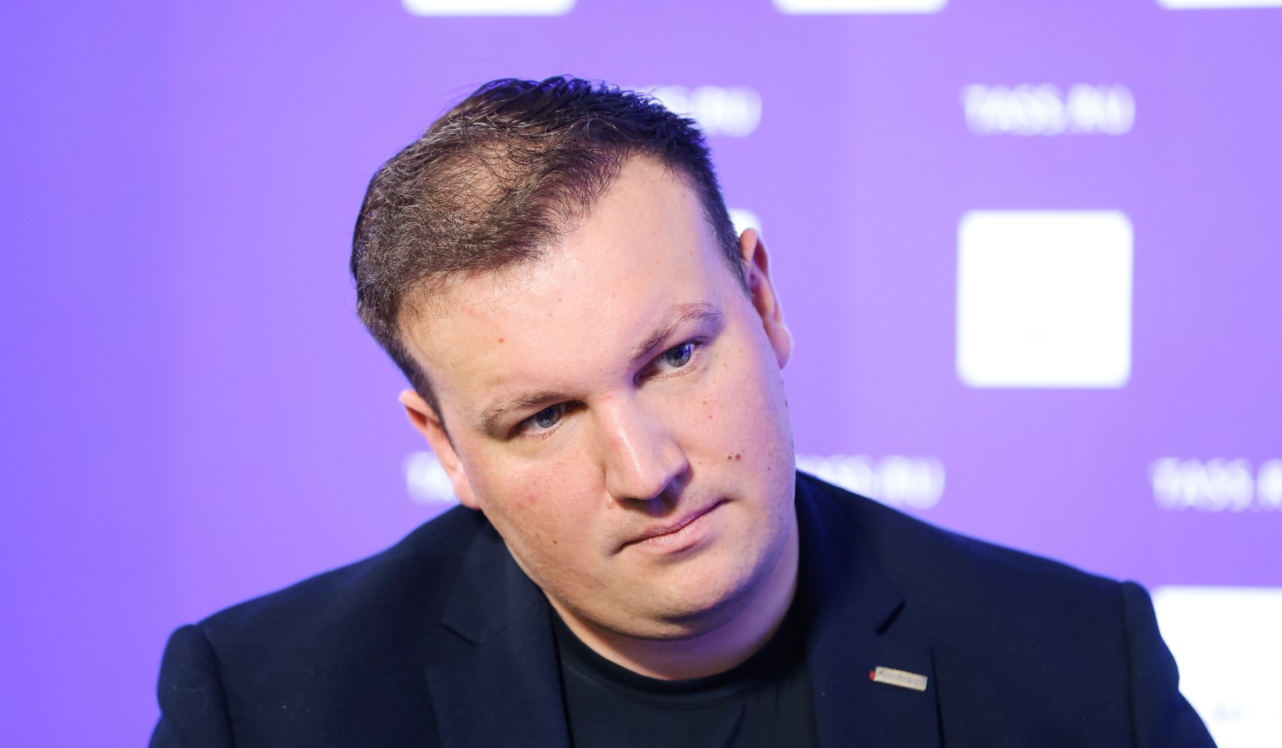 Bloggerul militar rus arestat în Muntenegru a fost declarat ameninţare la adresa securităţii naţionale și expulzat