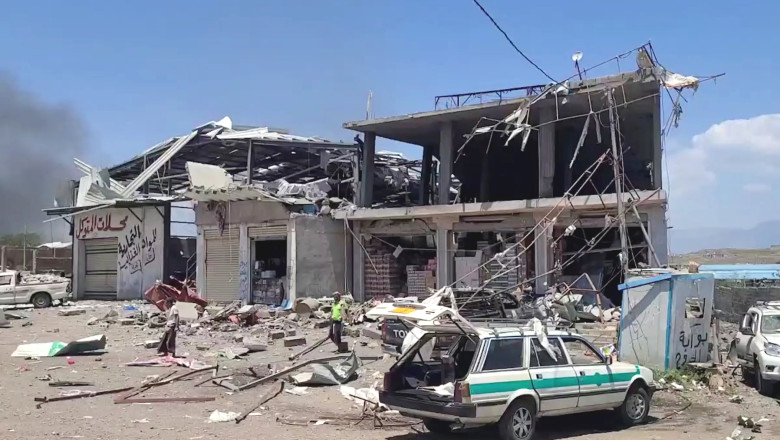 YEMEN TAIZ PROVINCE AIRSTRIKES