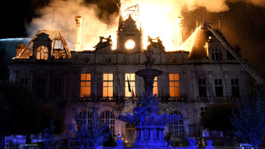 Incendiul catastrofal de la Primăria din Limoges. Foto Profimedia