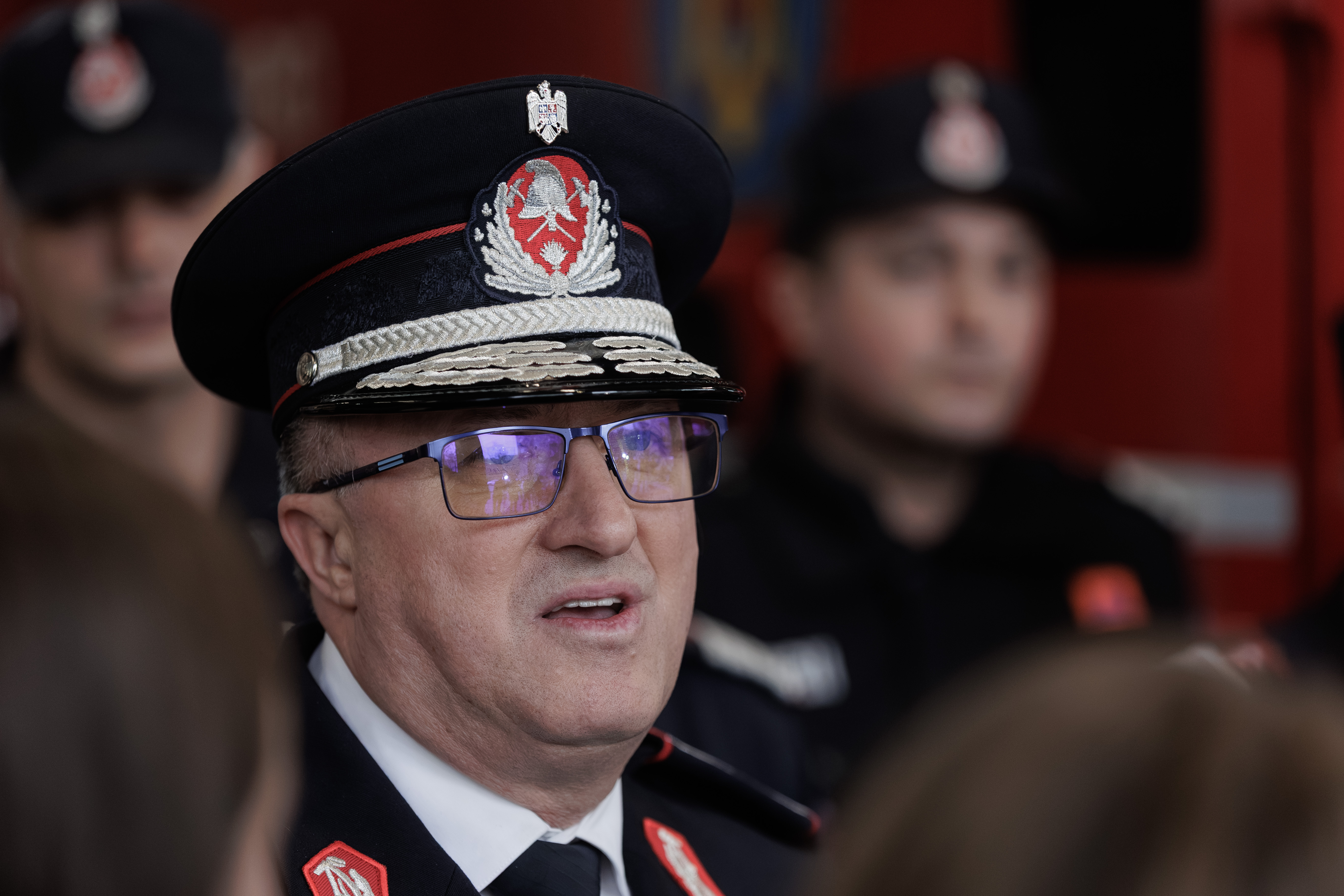 Șeful ISU București-Ilfov explică ce au descoperit pompierii în blocul fisurat din Sectorul 6. Au fost evacuate 65 de persoane