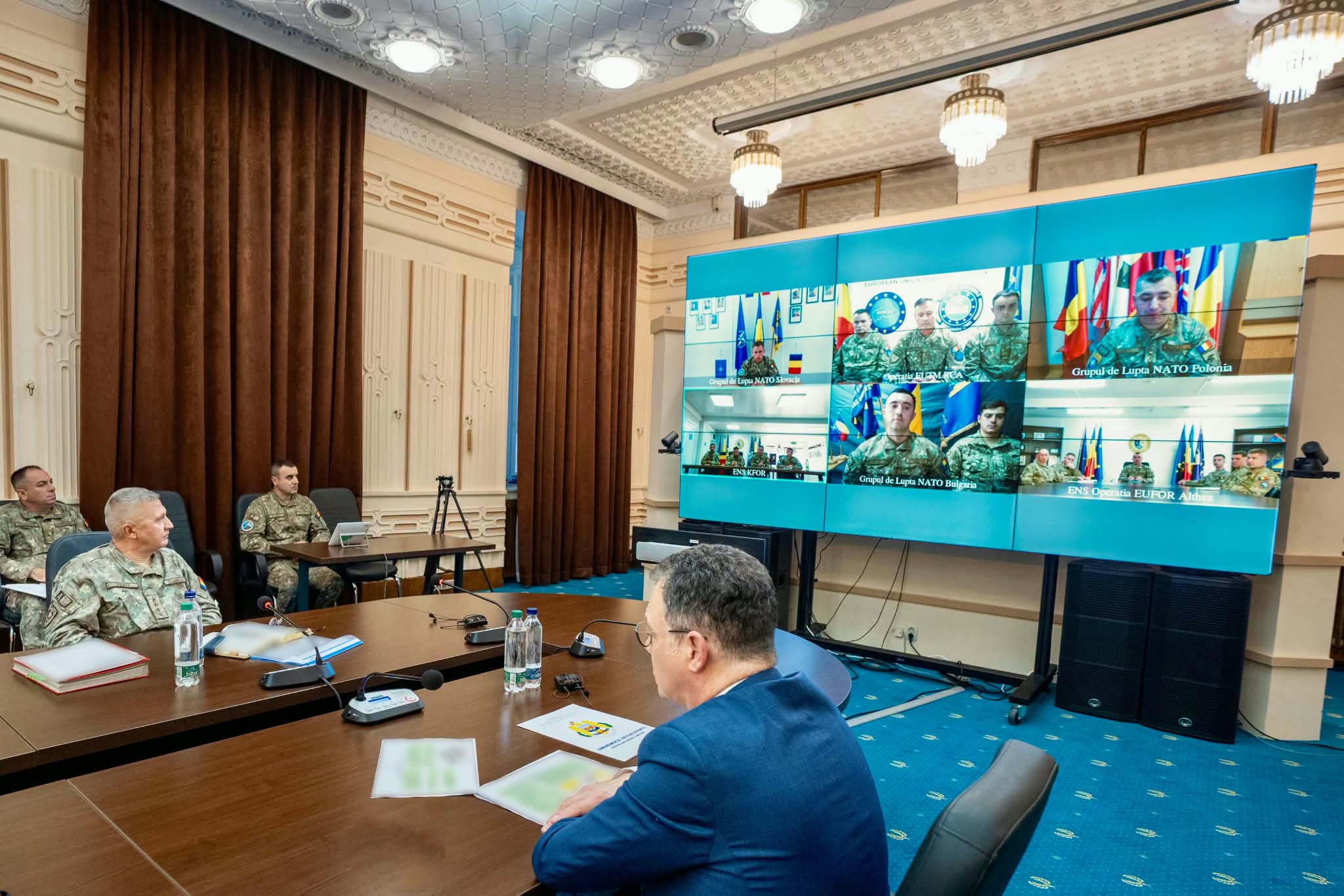 Aproape 1.000 de militari români, în misiuni internaționale. Mesajul ministrului Apărării înainte de Ziua Armatei