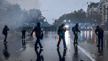 Demonstranți Paris