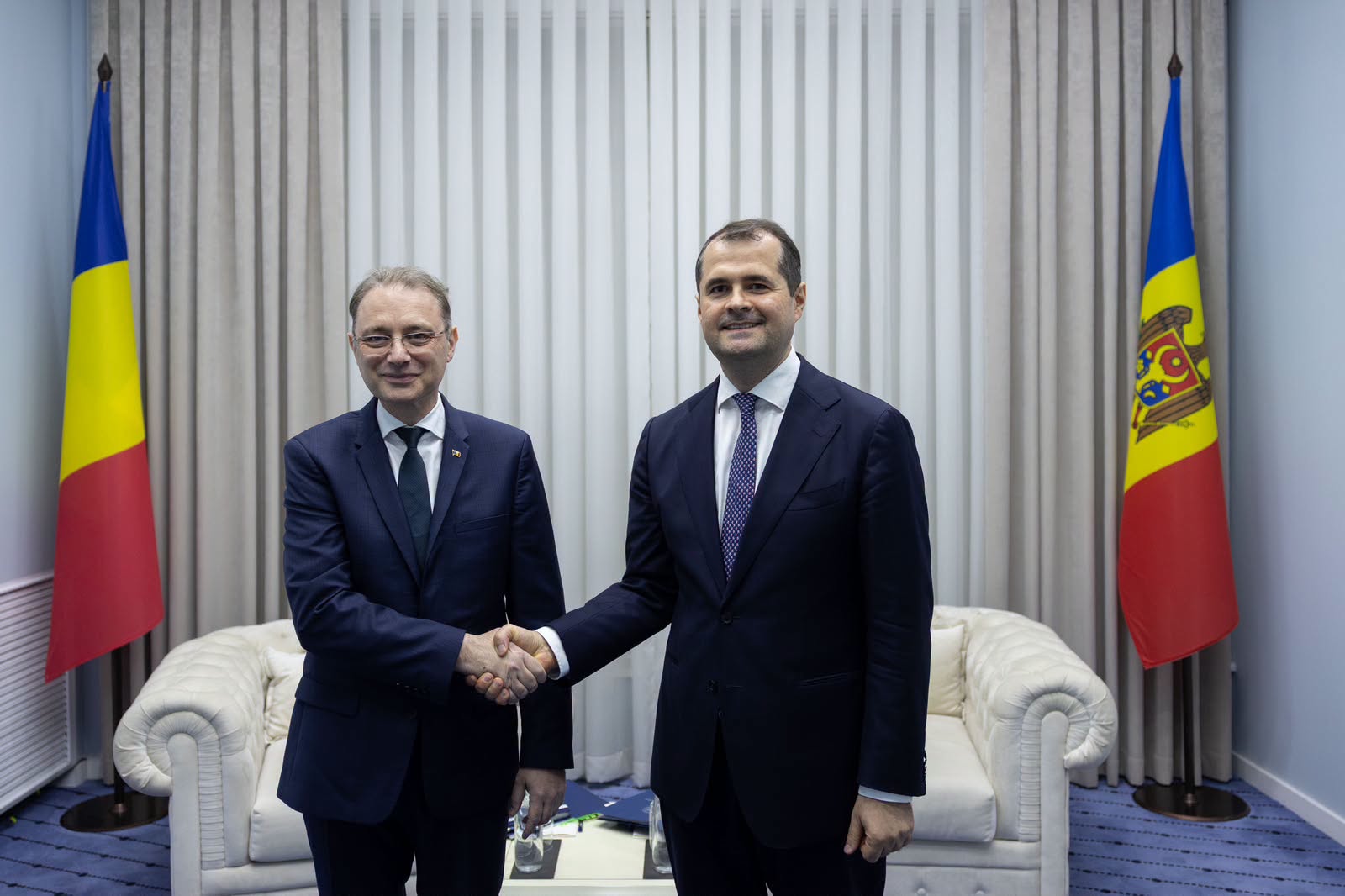 Anunțul premierilor Niculescu și Tofan: România și Republica Moldova își unesc forțele pentru apărare și energie