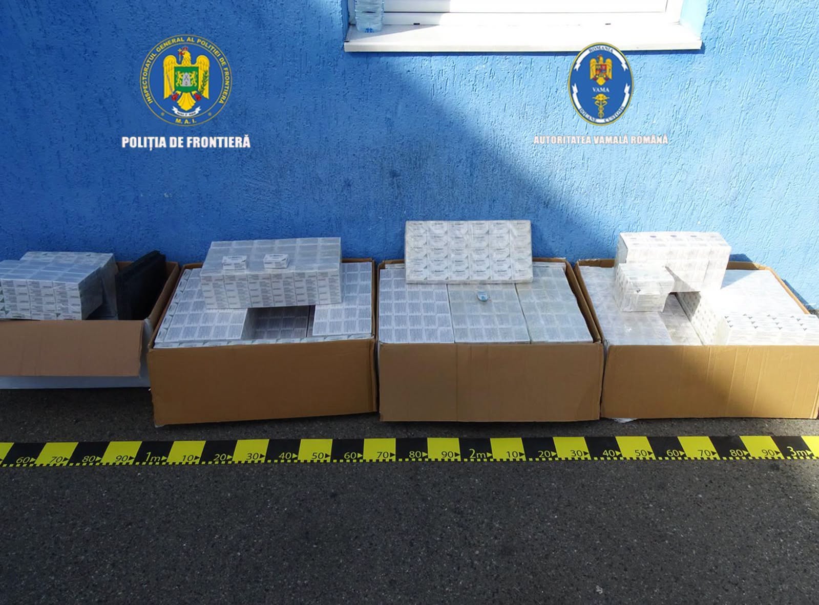 Mii de flacoane cu soluţie injectabilă pe bază de toxină botulinică, fără documente legale, descoperite la Calafat