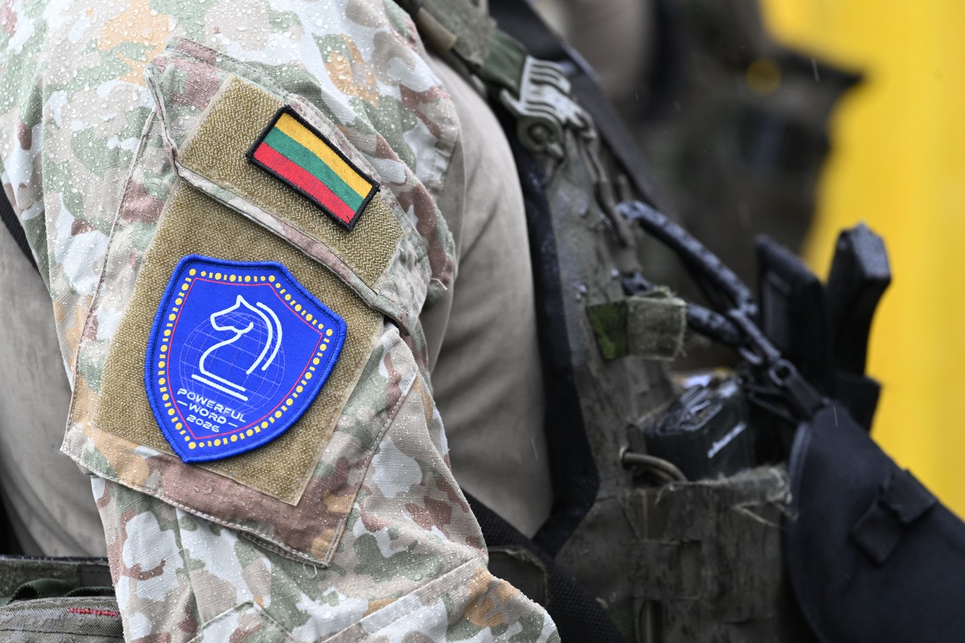 Țara baltică în care revine recrutarea generală: din 2032, toți bărbații vor face armata. Care e condiția pentru femei