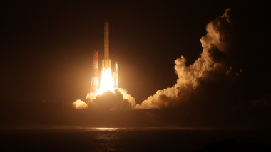 H3 No.10 rocket launches MMX spacecraft in Japan