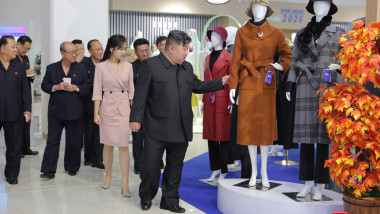 Kim Jong Un și fiica sa Kim Ju Ae
