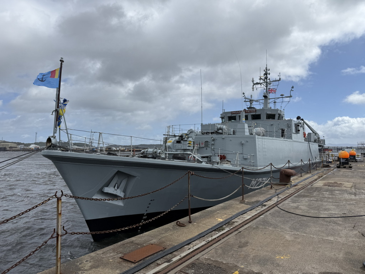 Vânătorul de mine M 271 a revenit în portul Constanța după o misiune în Marea Neagră alături de nave din Bulgaria şi Turcia