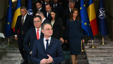 BUCURESTI - GUVERN - PRIMA SEDINTA - CABINET NICULESCU - 20 OCT