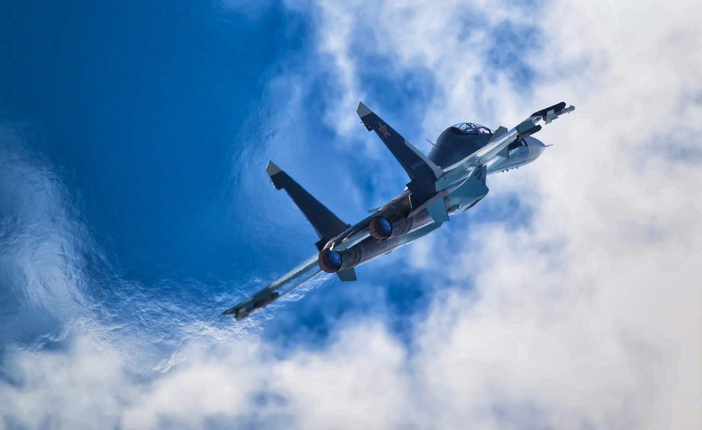 Un avion de vânătoare rusesc Su-30SM s-a prăbușit în regiunea Kaliningrad, piloții fiind răniți