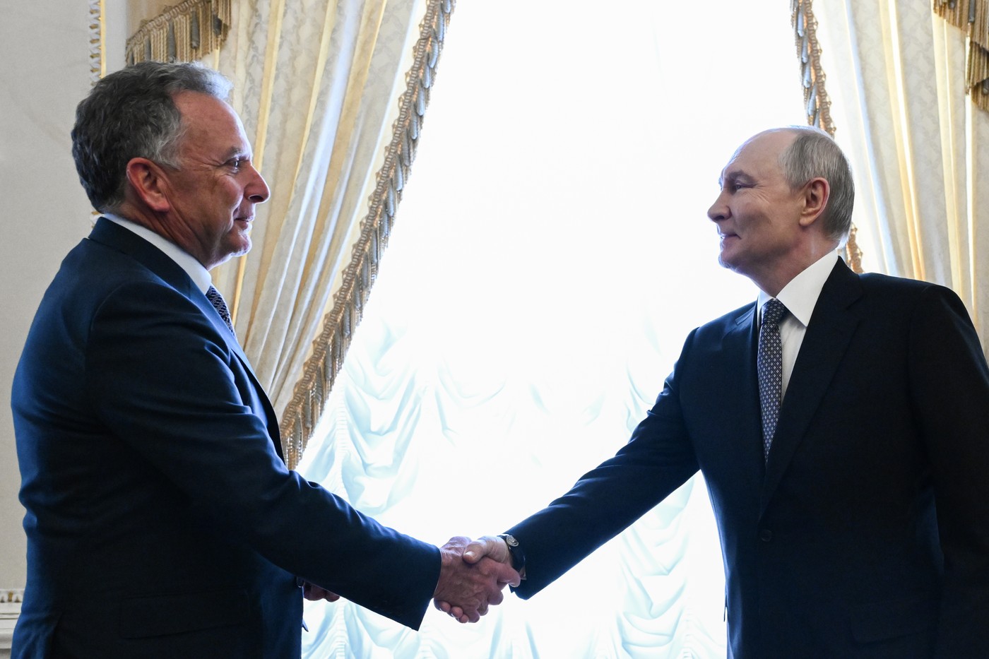 După întâlnirea Putin-Witkoff în Rusia, Kremlinul face un anunț privind negocierile de pace în Ucraina