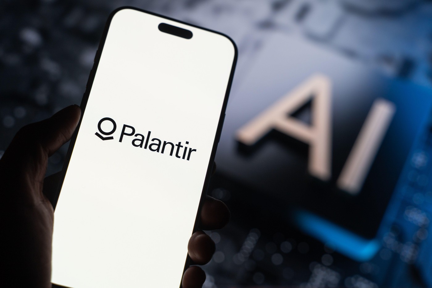 Palantir afirmă că nu poate opri sistemul de AI al NATO, în contextul în care europenii se tem de dependența de tehnologia americană