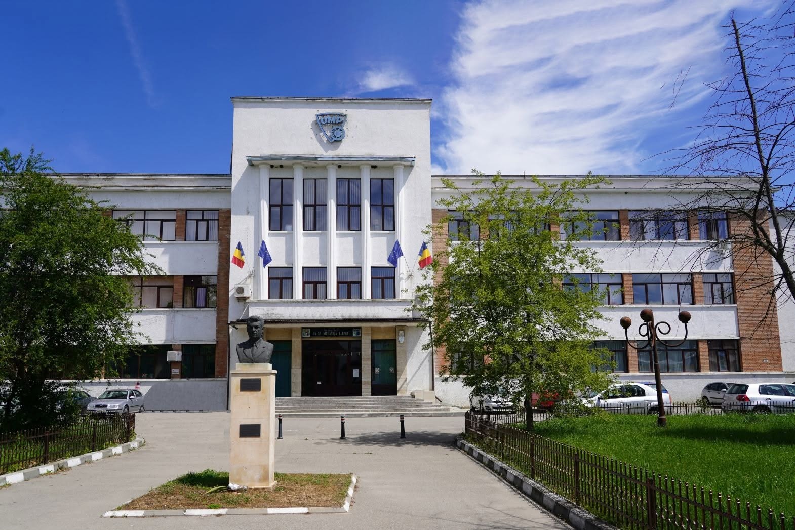 Directorul general și cel comercial de la Uzina Mecanică Plopeni, acord de recunoaștere cu procurorii într-un dosar de luare de mită