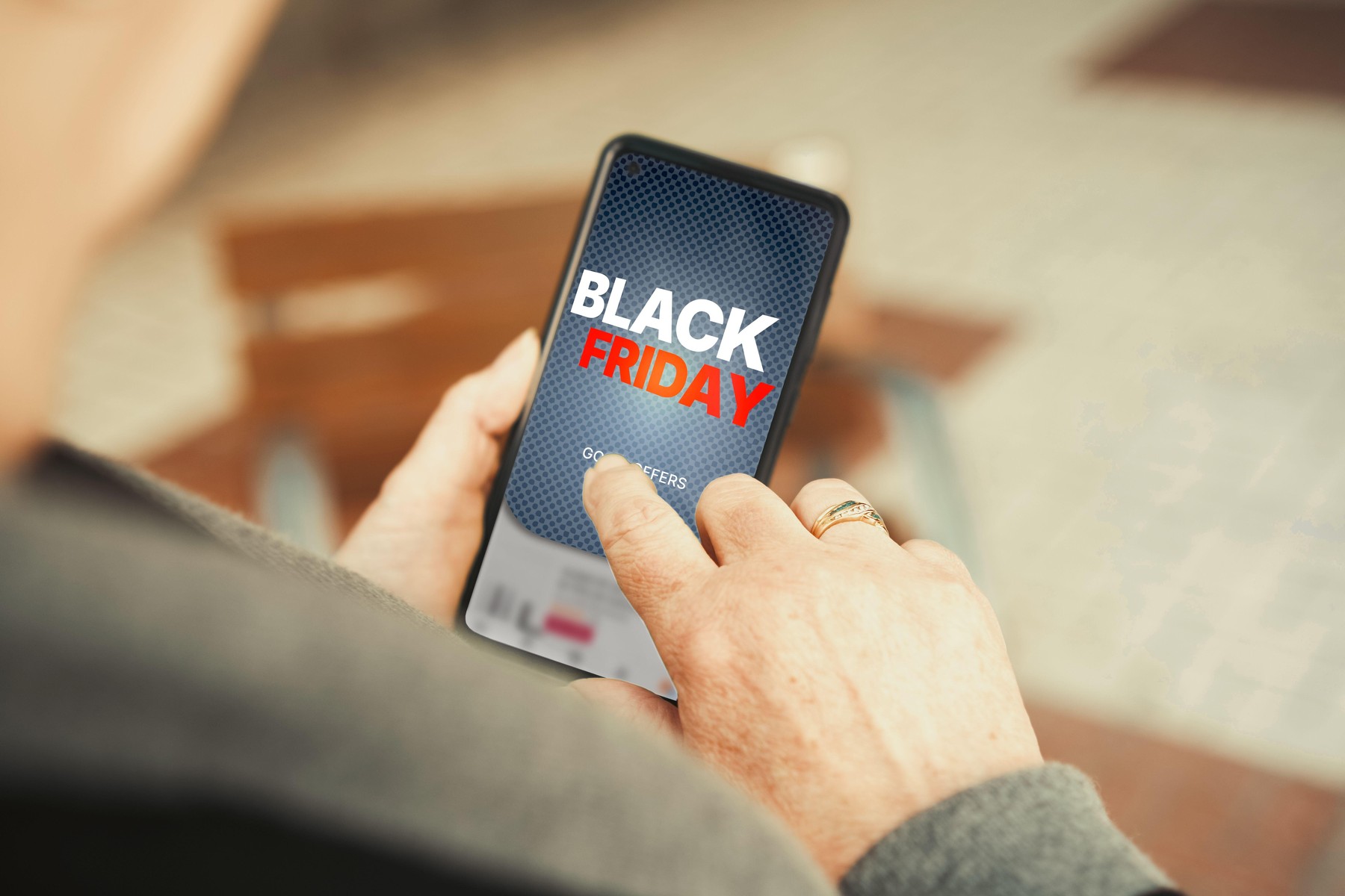 Black Friday 2026: ANPC avertizează asupra mesajelor care pot induce în eroare. „Nu vă grăbiţi să cumpăraţi”