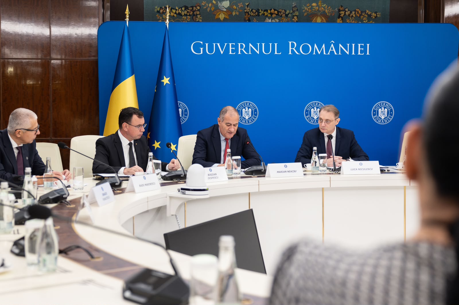 Măsuri după atacurile din școlile de la Bistrița și Pitești: Sancțiuni mai aspre, întărirea pazei, mecanism de reacţie rapidă