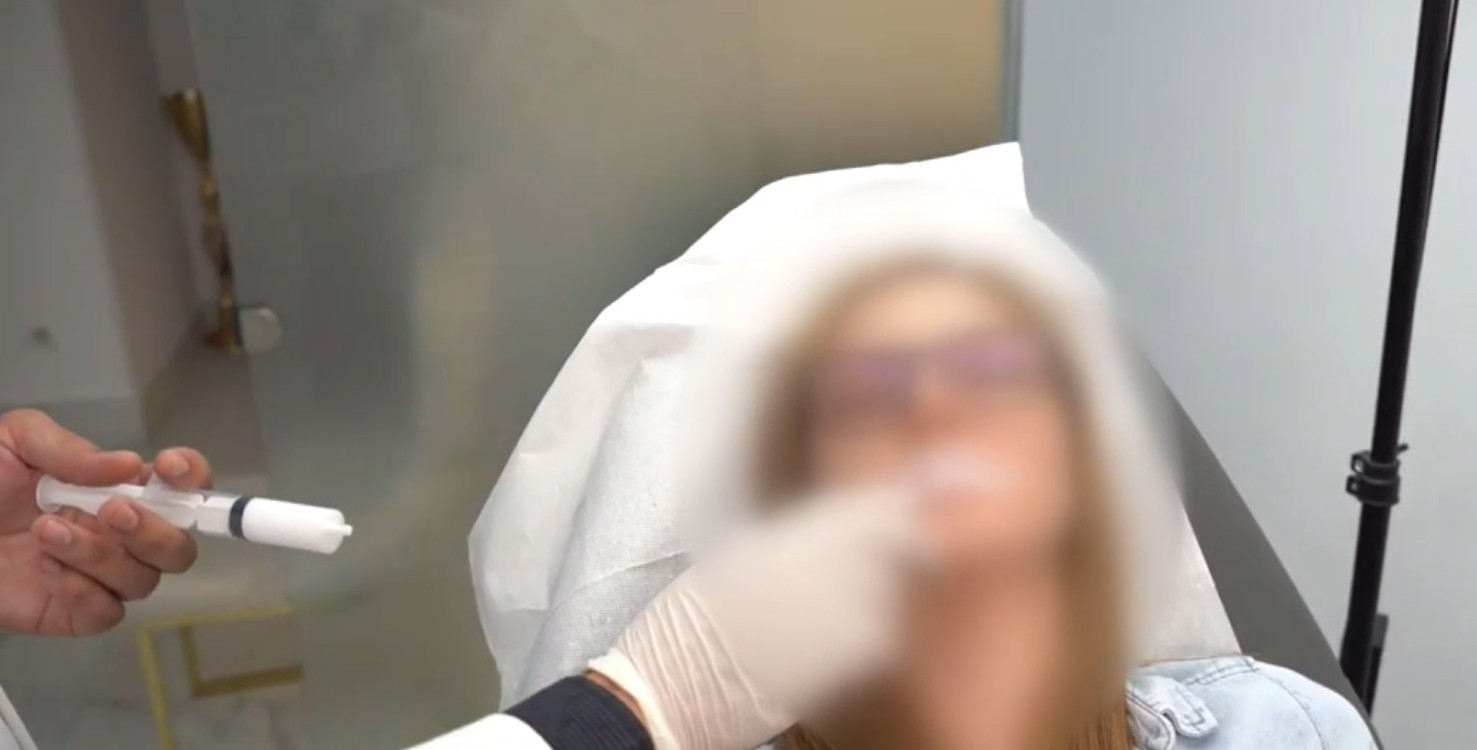 Medic: „Am avut paciente injectate cu silicon de construcții”. Injecțiile estetice, între frumusețe și riscuri extreme