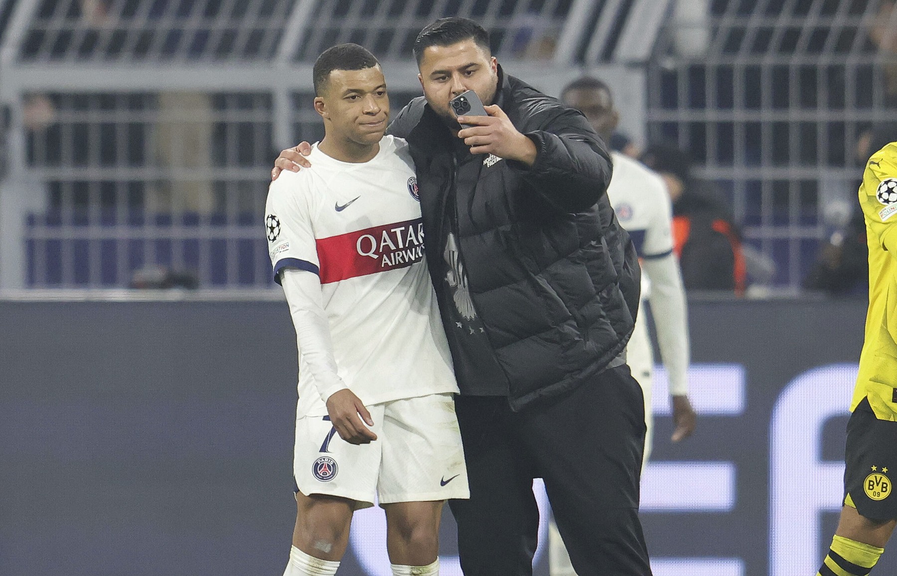 Kylian Mbappe și-a pus fanii pe jar chiar după ce a intrat în ultimele șase luni de contract cu PSG