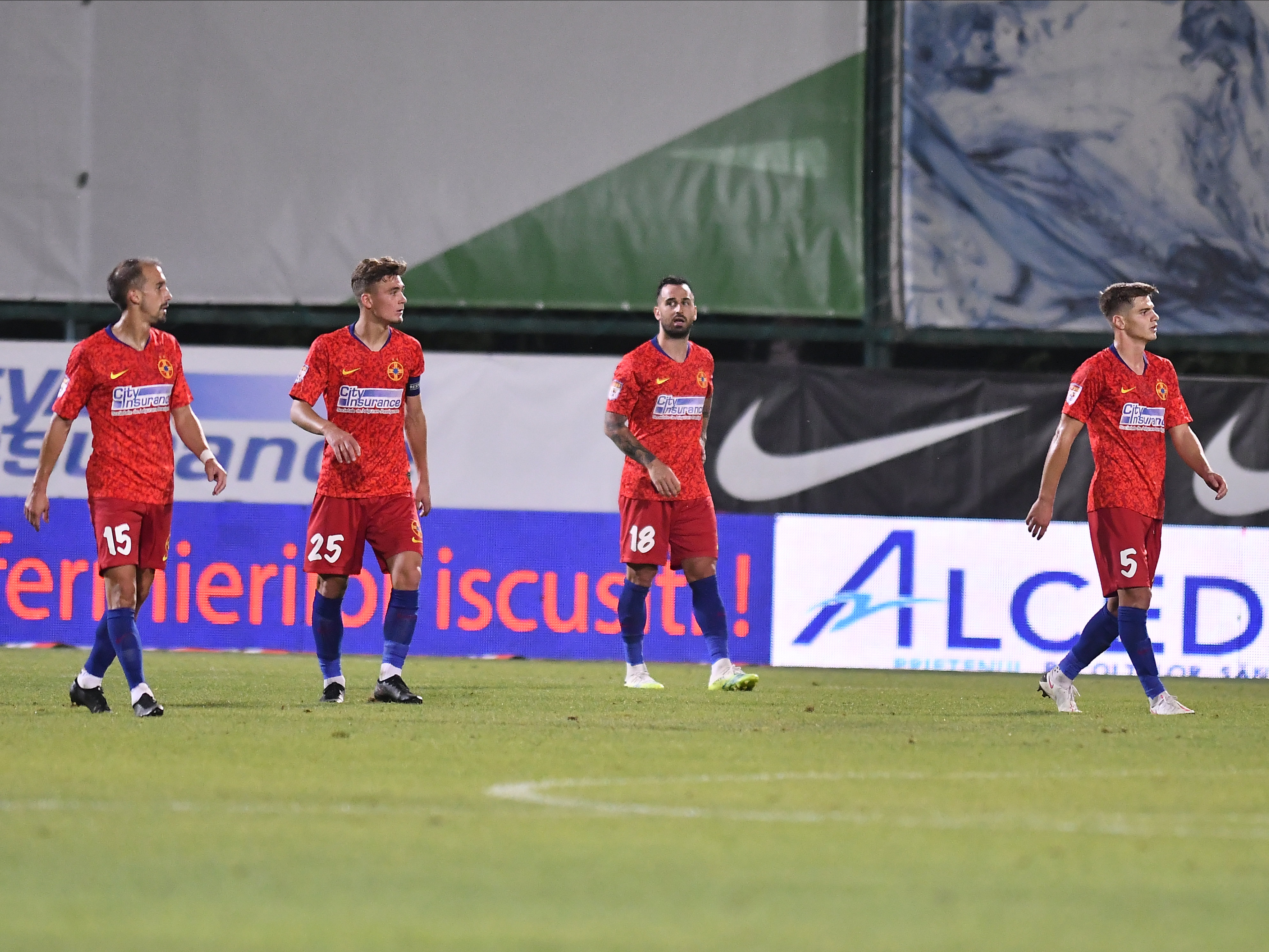 Jucătorul transferat de FCSB pentru un singur meci s-a retras! Ce va face în continuare: ”Le sunt recunoscător”