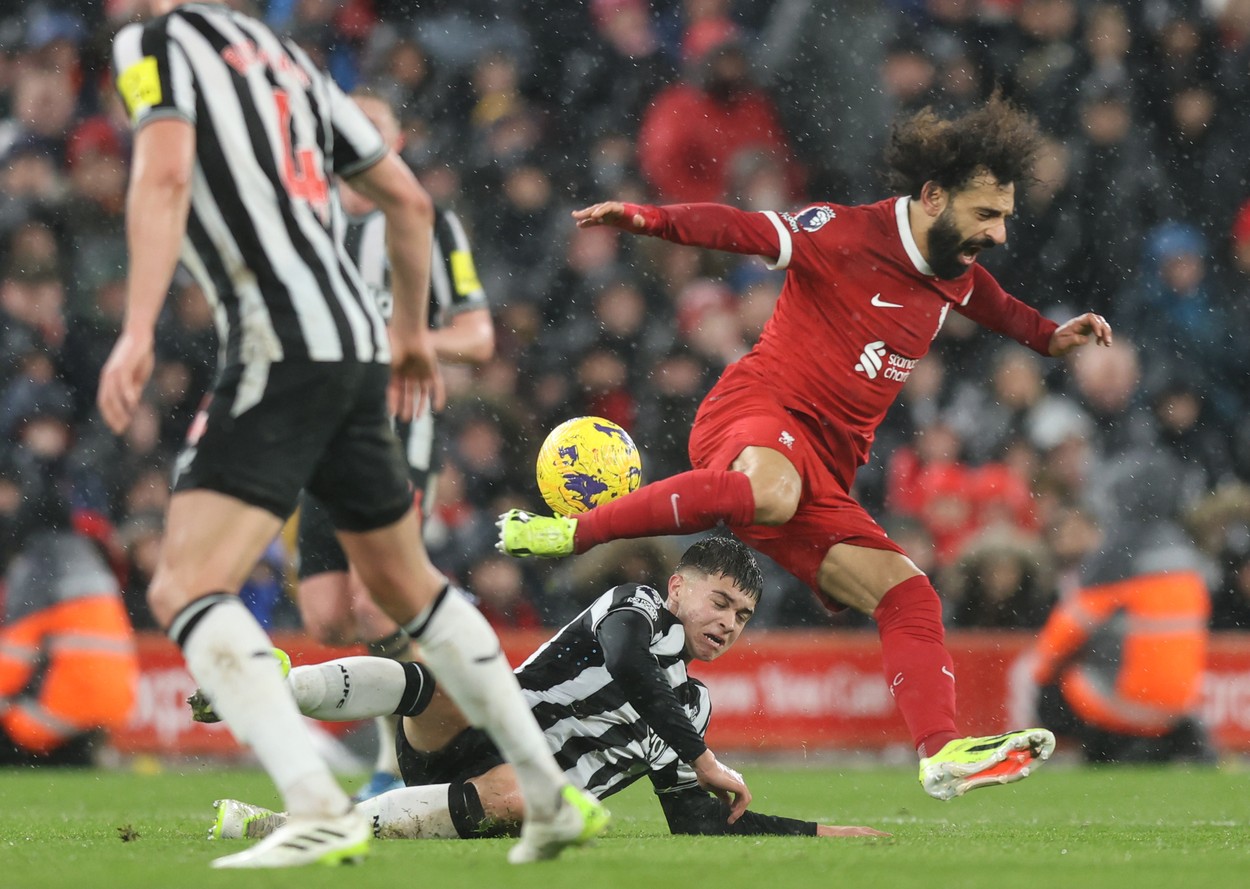 Liverpool - Newcastle 4-2. Nebunie pe Anfield! ”Cormoranii” au făcut spectacol