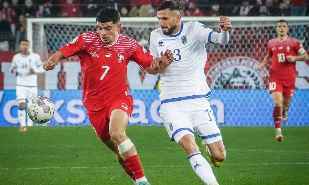 Schweiz - Kosovo Fußball: EM Qualifikation 2023 / 2024, Schweiz - Kosovo, Stadion St. Jakob-Park, Basel: Schweizer Zeki