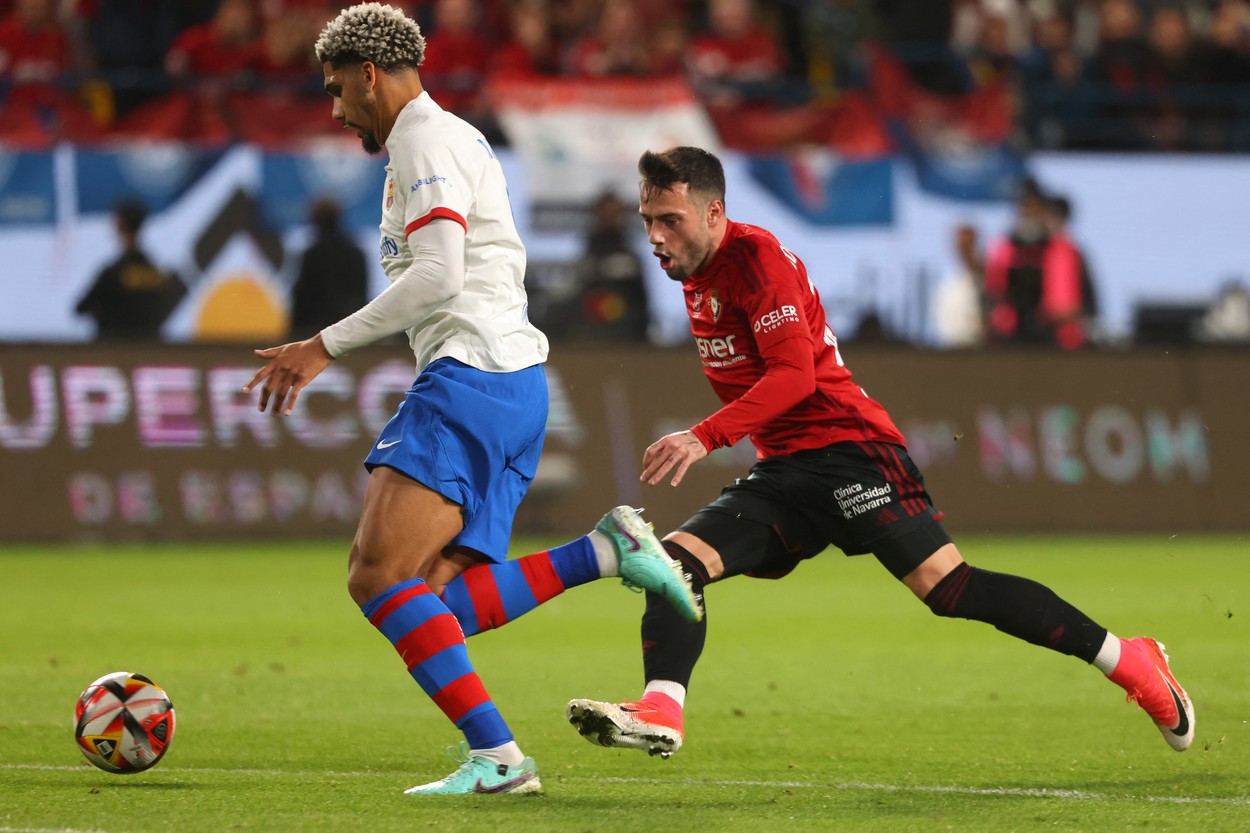 Barcelona - Osasuna 2-0. Catalanii se vor duela cu Real Madrid în finala Supercupei Spaniei