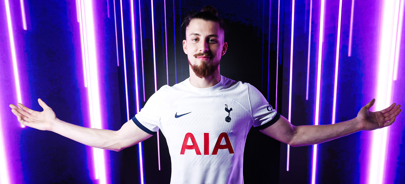 ”Este şeful de promoţie”. Radu Drăgușin, elogiat din toate părțile după transferul la Tottenham