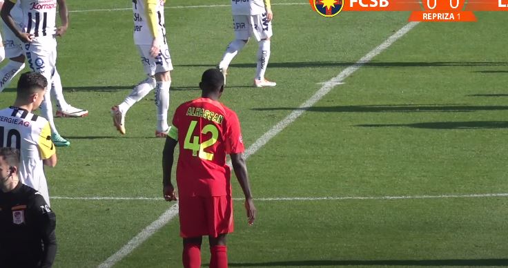 Moment rar văzut în fotbal! Câți căpitani a avut FCSB în 68 de minute