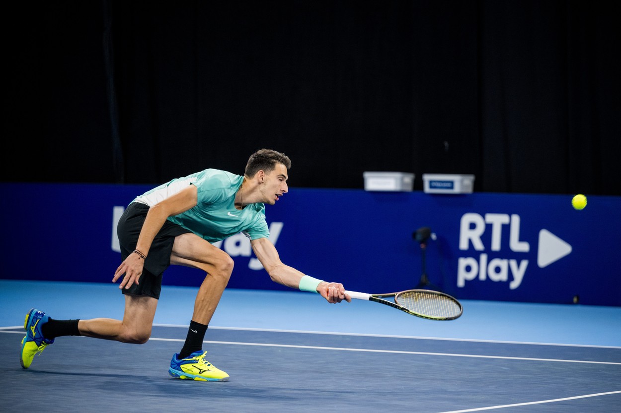 Victor Cornea și Nsriram Balaji, eliminați în turul secund de la Australian Open