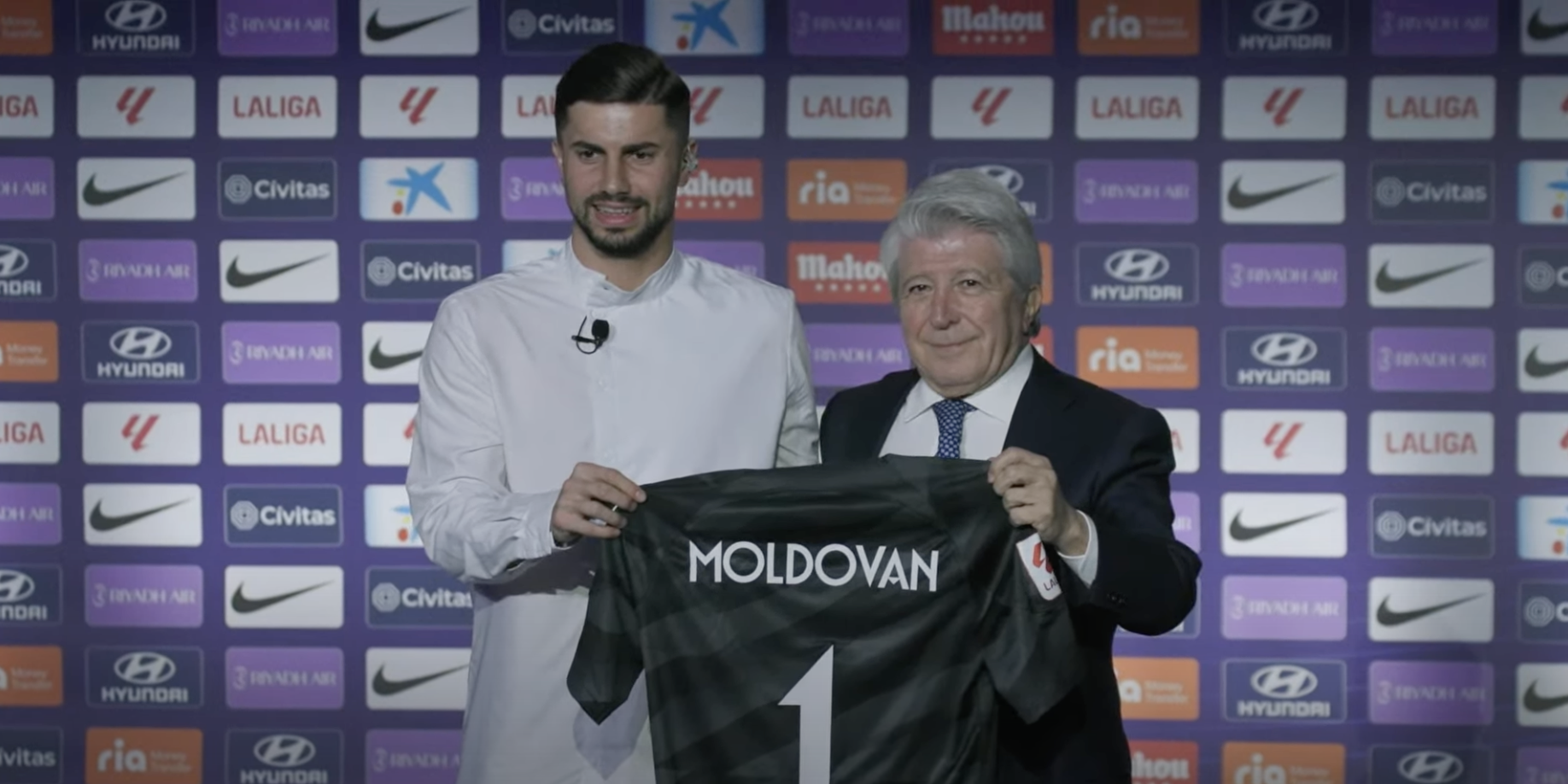 Transferul lui Horațiu Moldovan, pe ultima sută de metri! Portarul poate semna în orele următoare
