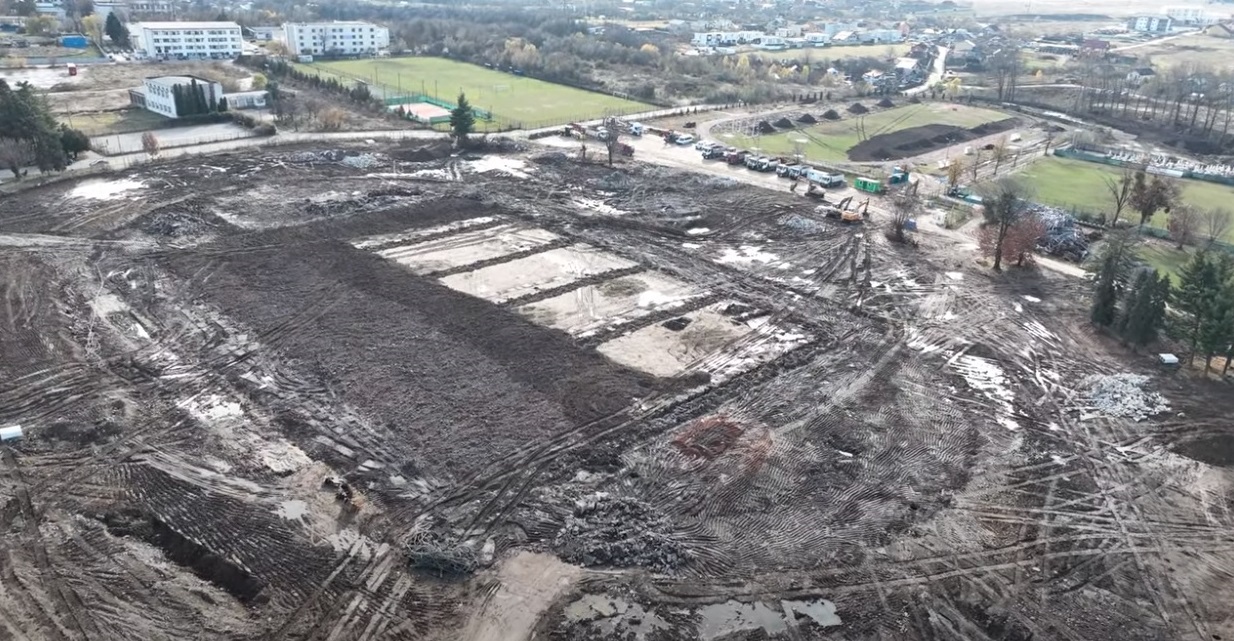 Se întâmplă în România: au ”ras” vechiul stadion pentru a construi unul de 100 de milioane €, dar proiectul a fost blocat!