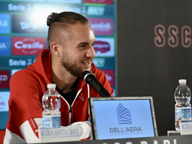 George Pușcaș, considerat o lovitură pentru Bari: 