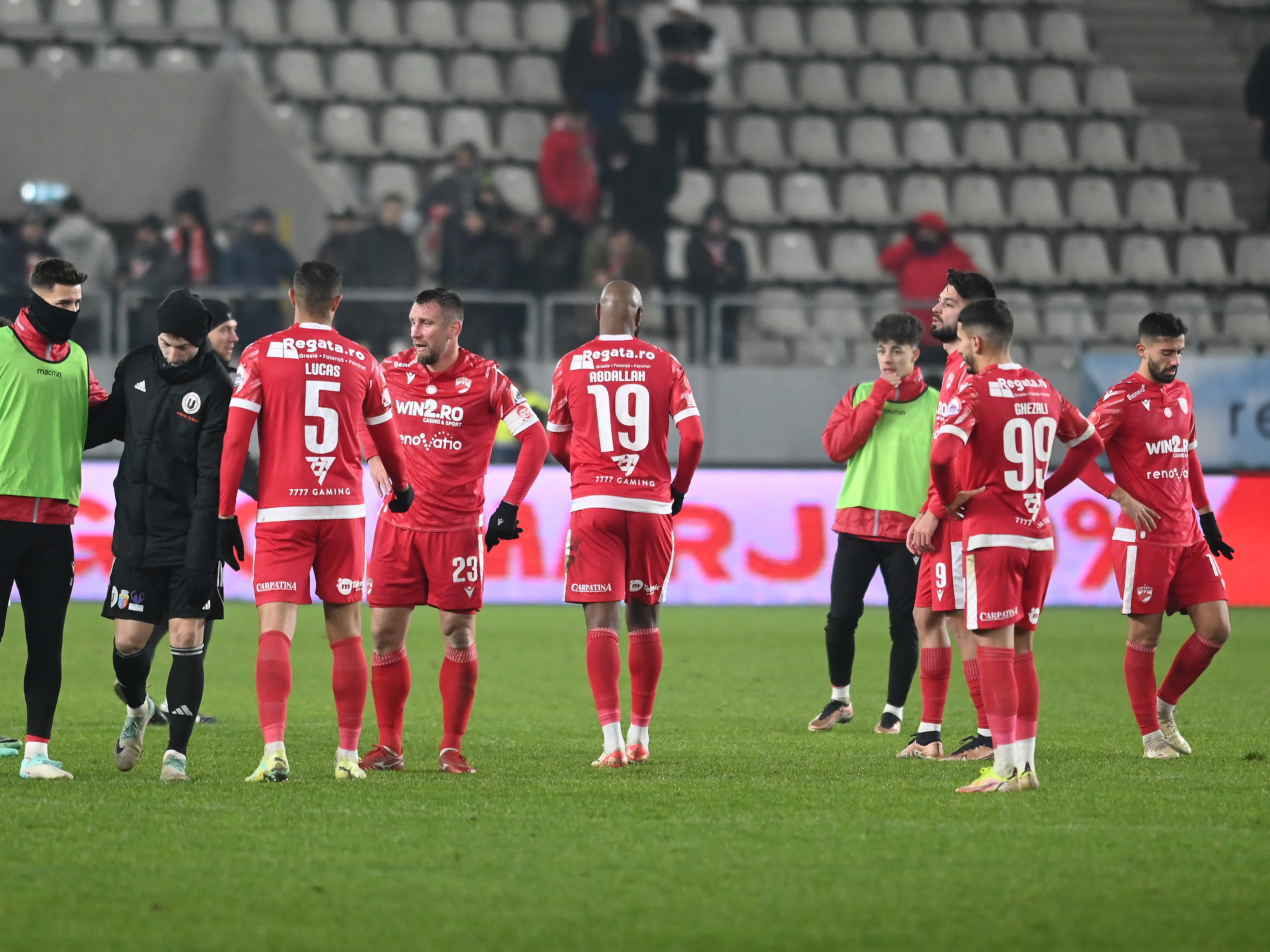 Dinamo, aproape de un nou transfer. Fotbalistul vizat este atacant din Kosovo cu meciuri în națională