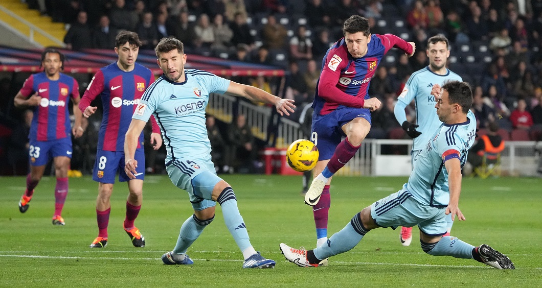Barcelona - Osasuna 1-0. Victorie cu mari emoții. Catalanii, salvați de puștiul Roque