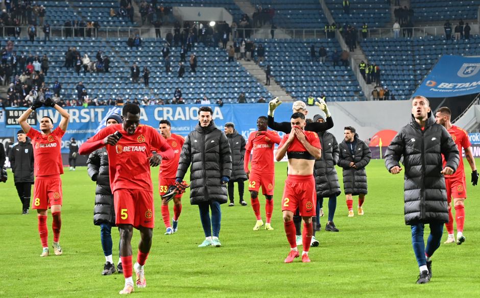 Coman și Olaru ”strălucesc”, dar Gigi Becali vrea să dea lovitura cu alți doi fotbaliști de la FCSB: ”Marfă de vânzare”